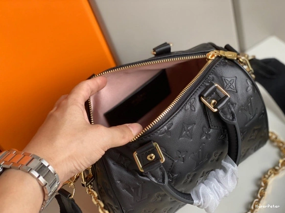 22 LOUIS VUITTON SPEEDY BANDOULIÈRE 0715